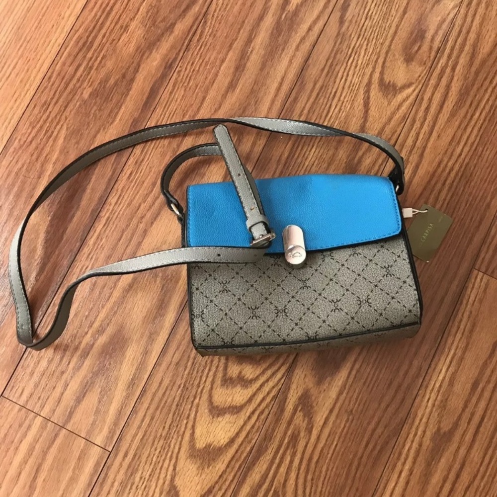 NEW Carpisa Italian Crossbody Bag With Snap Lock!